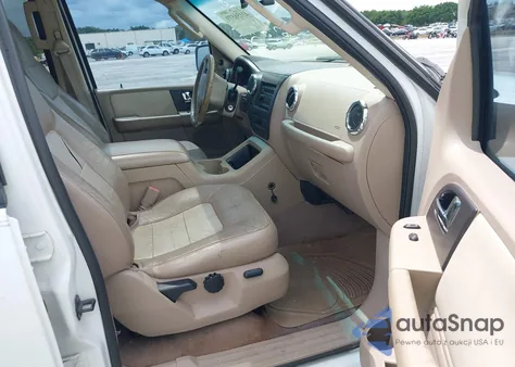 2005 Ford Expedition Eddie Bauer/King Ranch z USA, uszkodzony, nr VIN 1FMFU18505LA27186